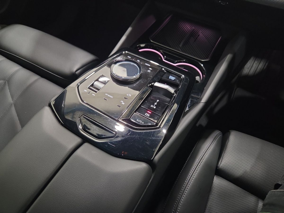 2025 BMW i5 I5 Edrive40 M Sport Pro eDrive 40 M Sport Pro eDrive40 340 Electric 83.9 kWh Auto