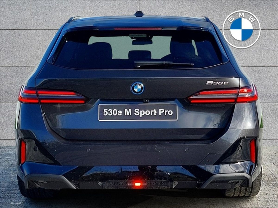2026 BMW 5 Series 530e M Sport Pro Touring €84,962