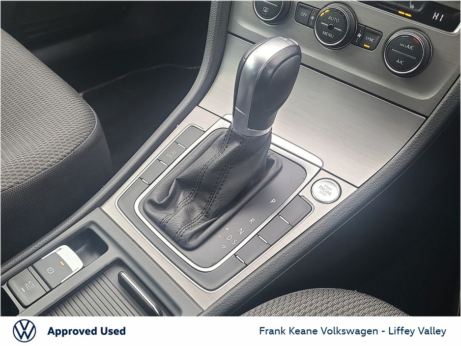 2016 Volkswagen Golf COMFORTLINE ESTATE AUTO 1.2TSI 115BHP *REAR VIEW CAMERA* *WHITE* *NEW NCT* *12 MONTHS FRANK KEANE WARRANTY* *FINANCE AVAILABLE* €14,495