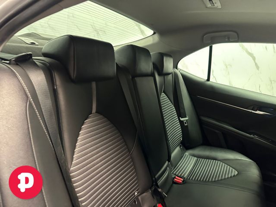 2020 Toyota Camry - image 13
