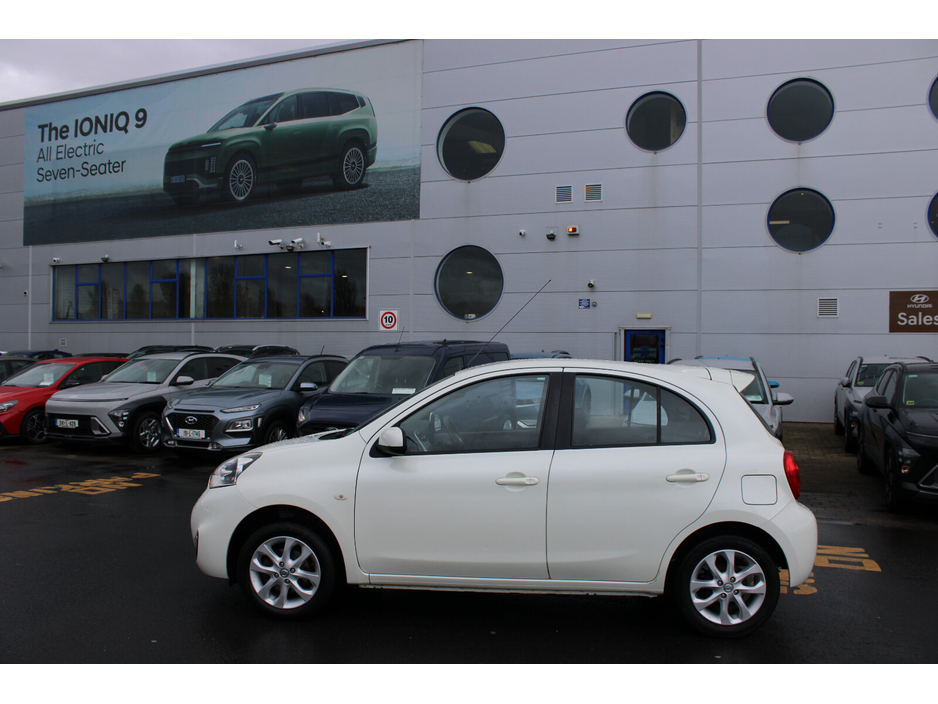 2016 Nissan Micra - image 2