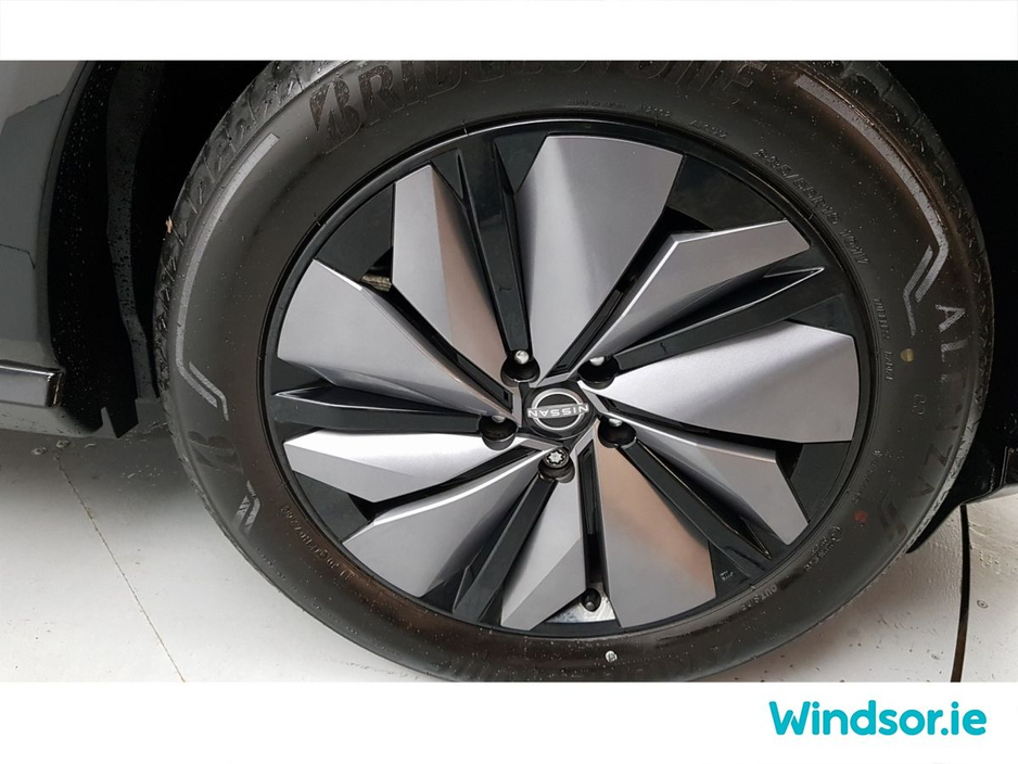 2025 Nissan Ariya - image 16