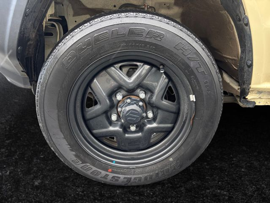 2021 Suzuki Jimny - image 9