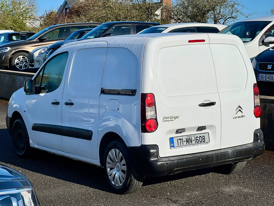 2017 Citroen Berlingo - image 5
