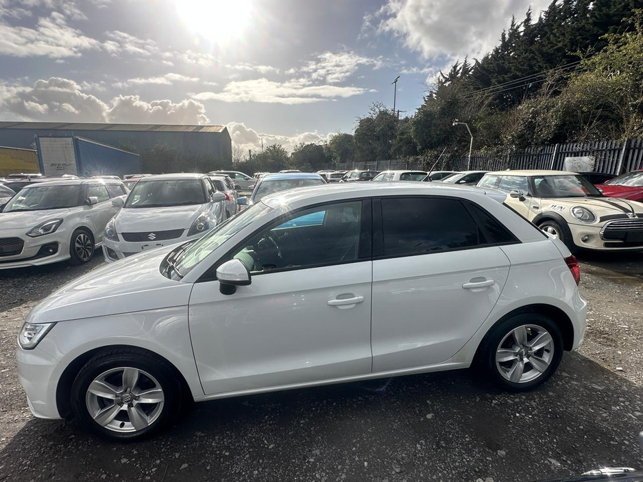 2016 Audi A1 - image 7