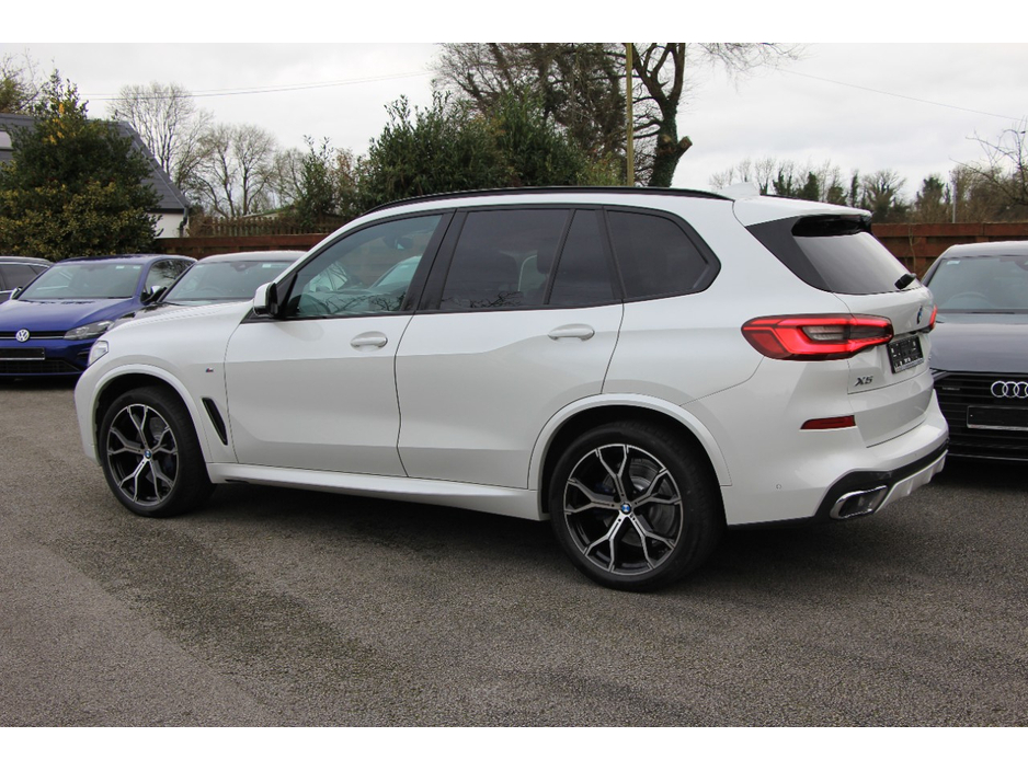 2019 BMW X5 - image 29