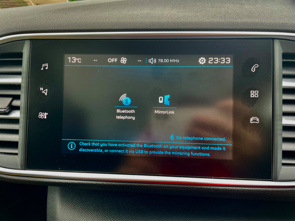 2018 Peugeot 308 - image 39