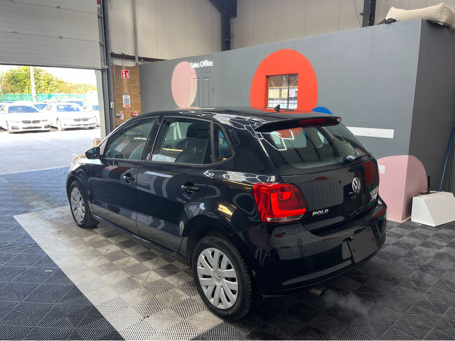 2014 Volkswagen Polo - image 4