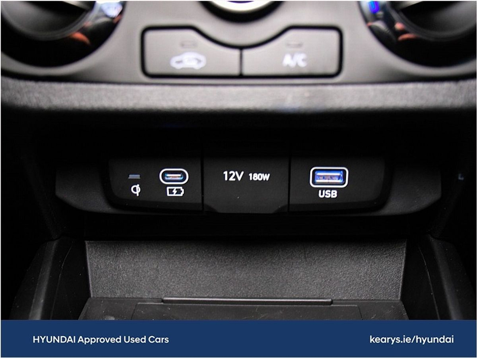 2024 Hyundai i10 - image 21