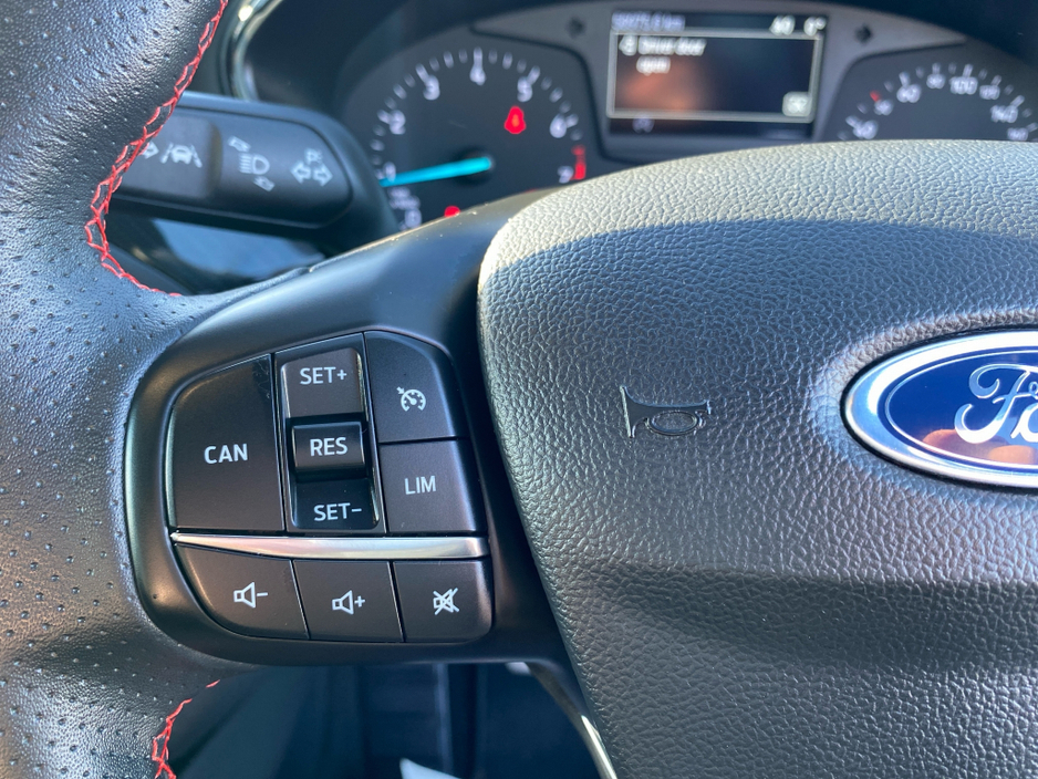 2020 Ford Focus - image 11