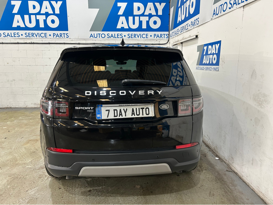 2022 Land Rover Discovery Sport - image 6
