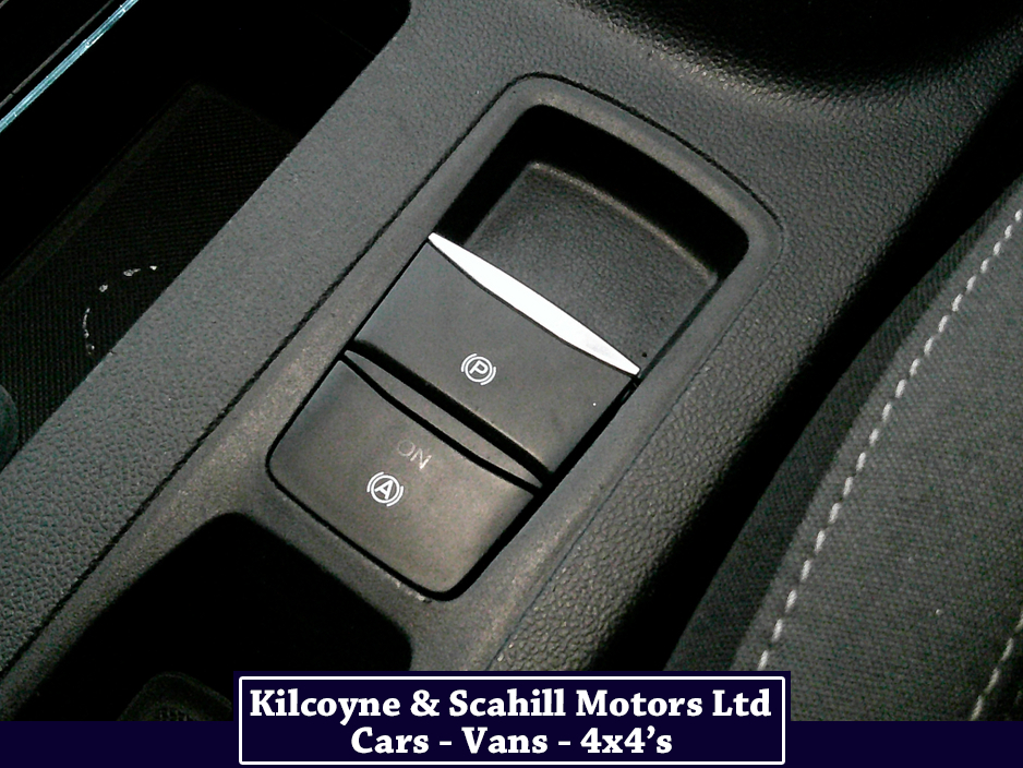 2019 Ford Focus - image 26