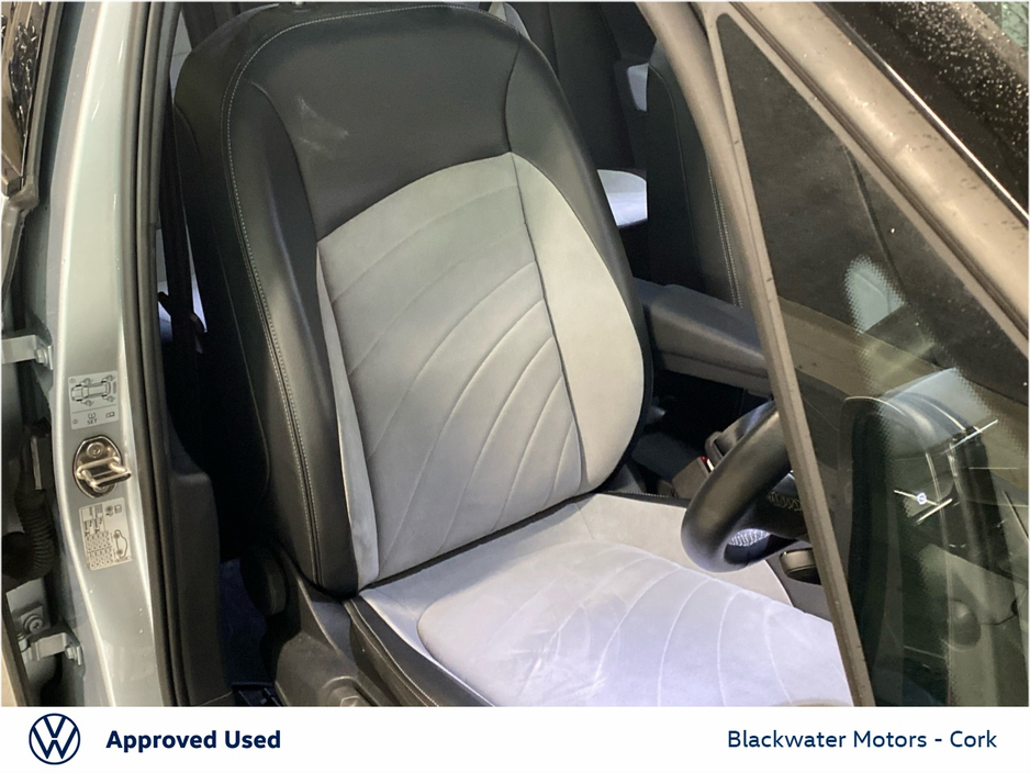 2023 Volkswagen ID.3 58KWH 204BHP LIFE PRO AUTOMATIC €23,995