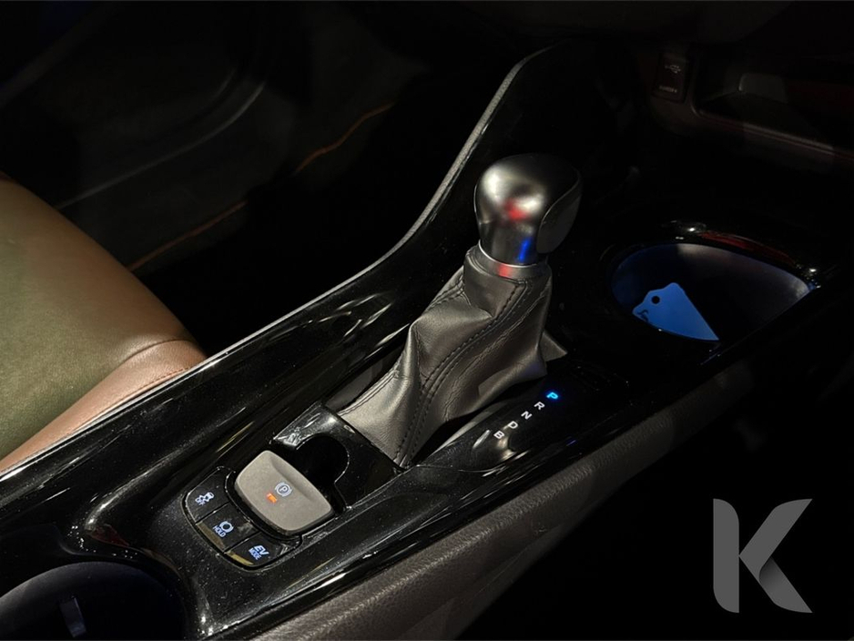 2019 Toyota C-HR G BRUNO MODE PACKAGE - HYBRID - PUSH BUTTON START - BLACK & BROWN HALF LEATHER - FRONT BODYKIT - REVERSE CAMERA - LEATHER STERRING WHEEL €21,950