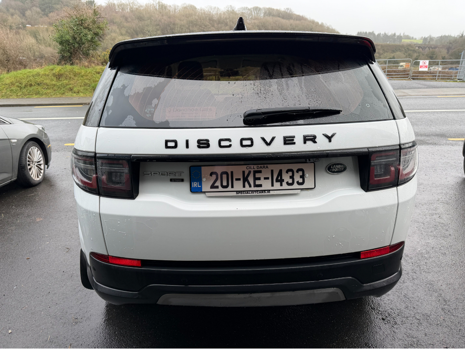 2020 Land Rover Discovery Sport - image 7