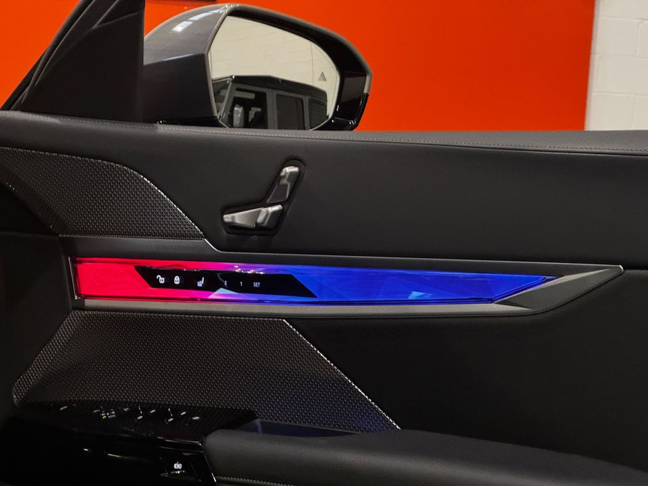 2024 BMW i7 EDRIVE50 M SPORT #37