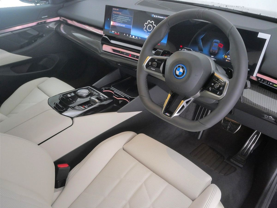 2026 BMW 5 Series - image 6