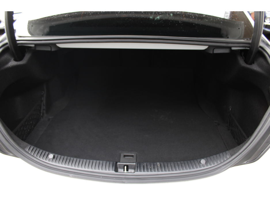 2018 Mercedes-Benz C Class - image 18