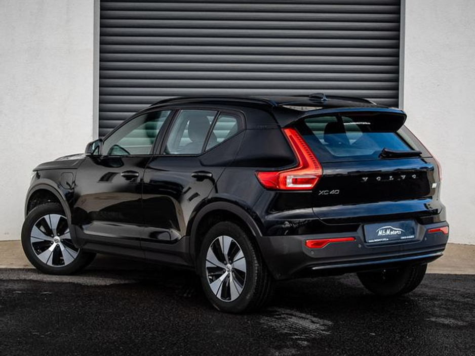 2022 Volvo XC40 RECHARGE T4 PLUS €30,950