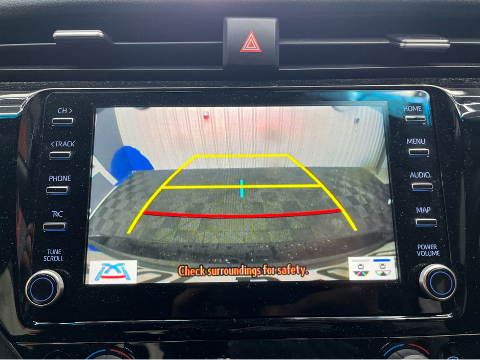 2020 Toyota Camry 2020 TOYOTA CAMRY X 2.5 AUTOMATIC / CRUISE CONTROL / REVERSE CAMERA AND MORE