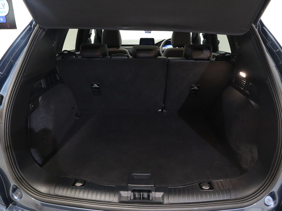 2023 Ford Kuga - image 30