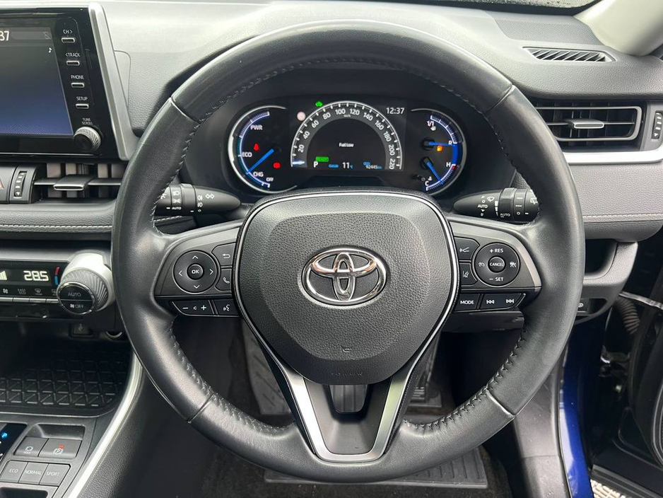 2022 Toyota Rav4 LUNA 2.5 HYBRID // PARKING SENSORS // DIGITAL CLUSTER // DUAL ZONE CLIMATE CONTROL €32,900