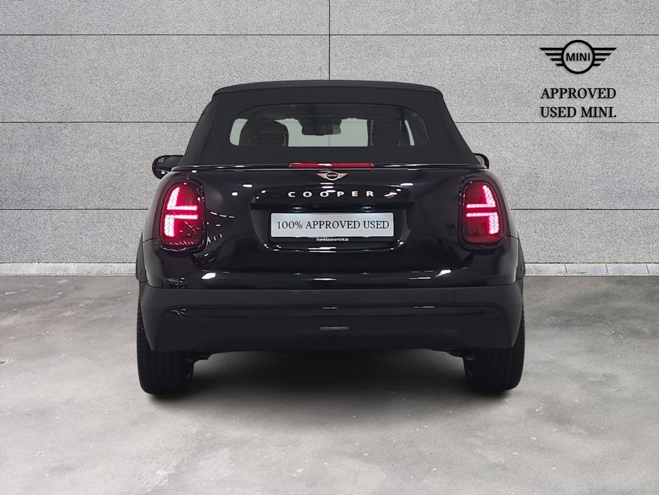 2025 MINI Hatch - image 15