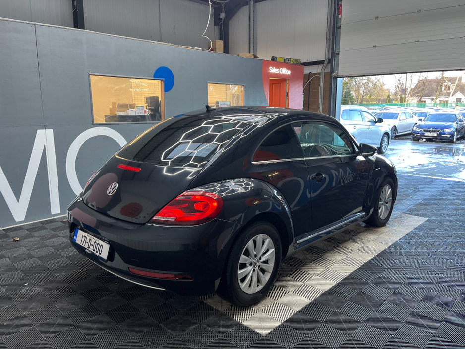 2017 Volkswagen Beetle 2017 VOLKSWAGEN BEETLE 1.2 AUTOMATIC WITH REVERSE CAMERA AND MORE