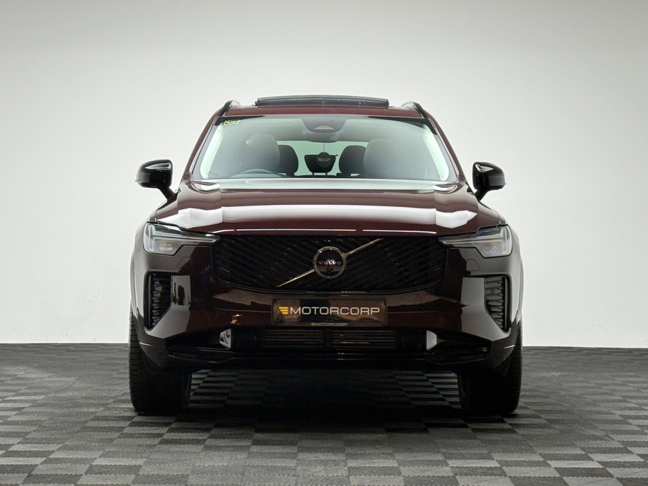 2025 Volvo XC90 PLUS T8 RECHARGE 2.0 PHEV AWD *7 SEATER* €81,990