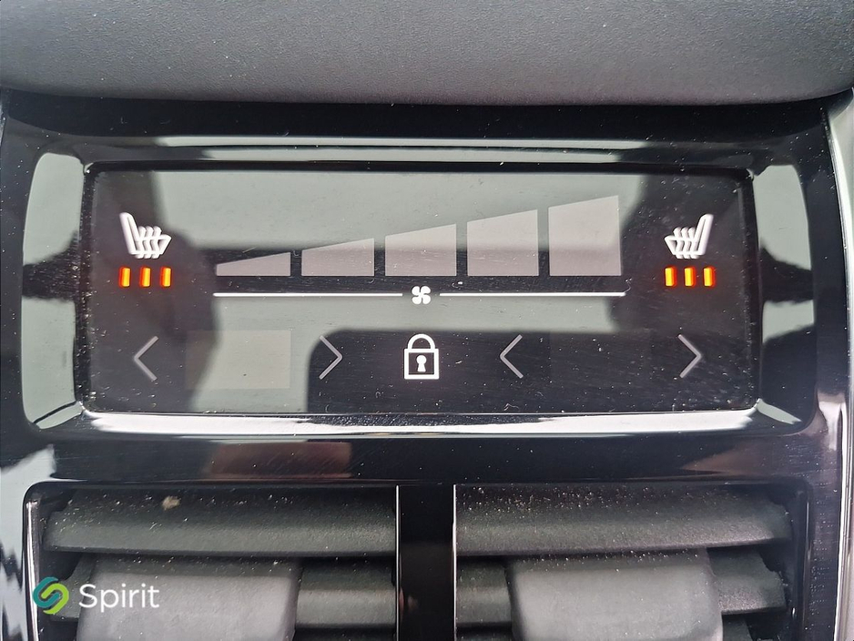 2025 Volvo XC90 - image 19