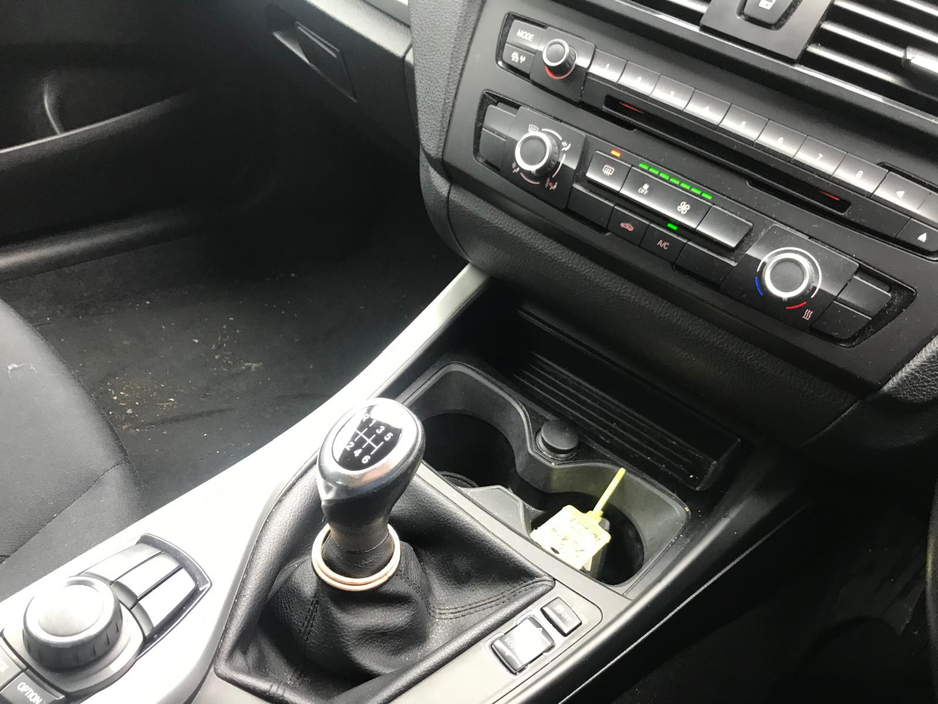 2013 BMW 1 Series - image 7