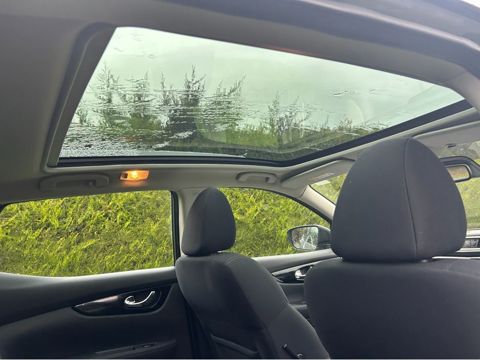 2016 Nissan Qashqai - image 10