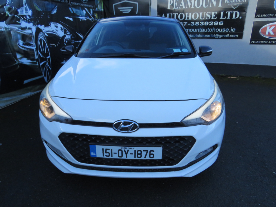 2015 Hyundai i20 - image 3