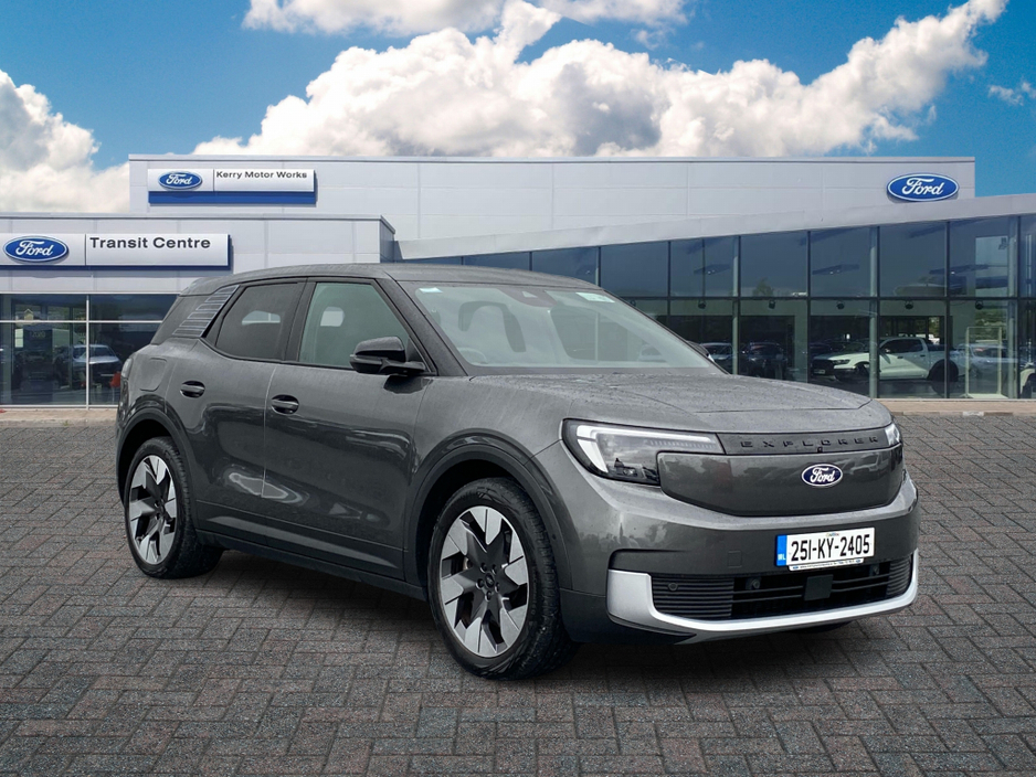 2025 Ford Explorer Extended Range Premium.. Driver assistance + Heat pump €43,500