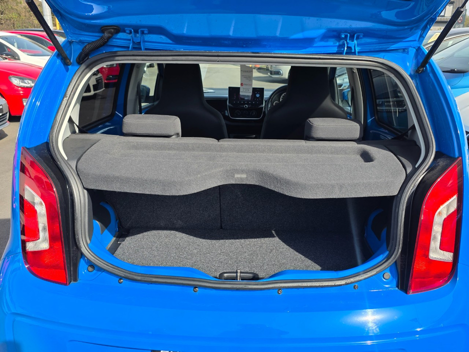 2015 Volkswagen up! - image 10