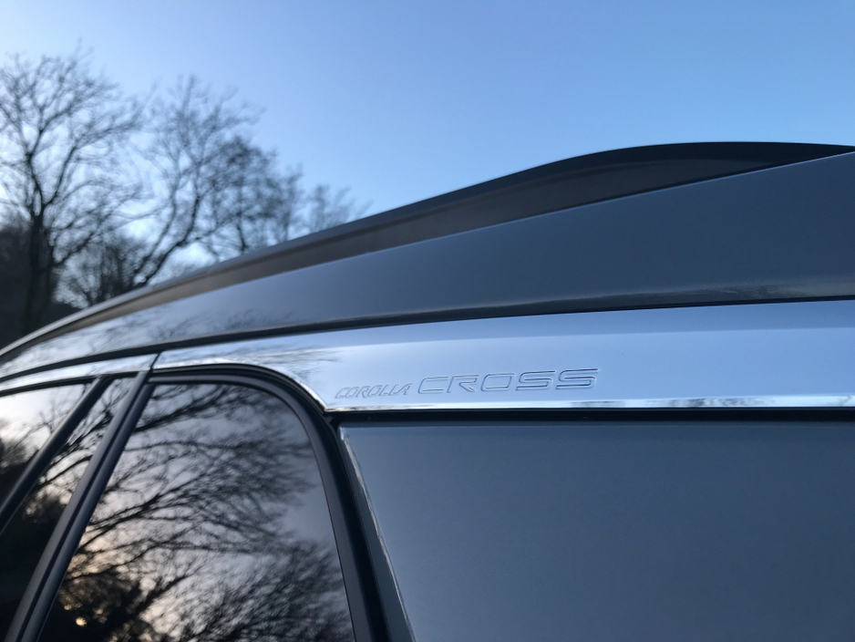 2023 Toyota Corolla Cross SPORT - GRANDONS €32,995