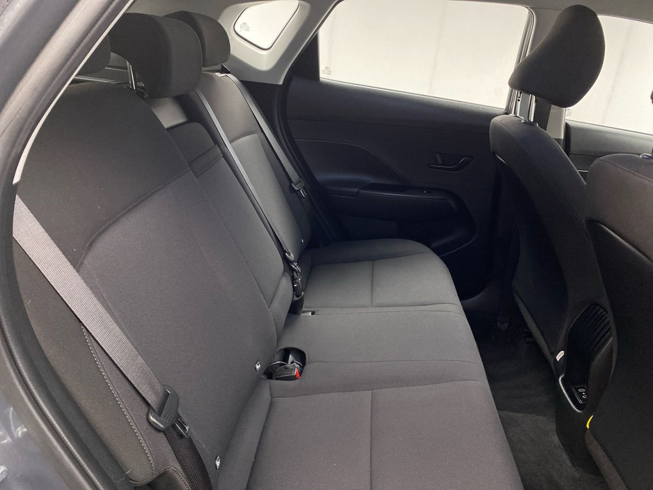 2023 Hyundai Kona - image 10