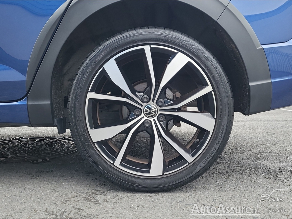 2022 Volkswagen Taigo - image 32