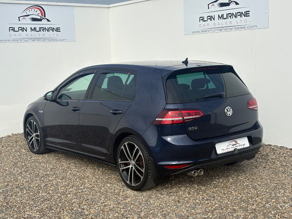 2016 Volkswagen Golf - image 8