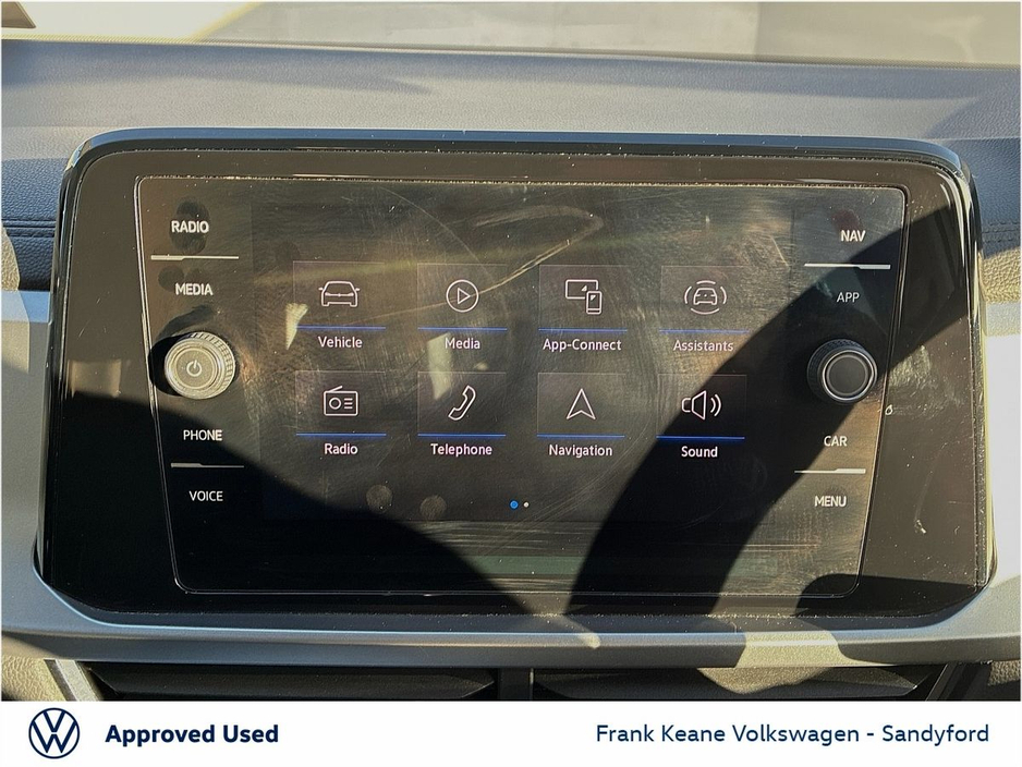 2022 Volkswagen T-Roc *Life* 1.0 TSI 110HP Manual @Frank Keane Volkswagen South Dublin €25,495