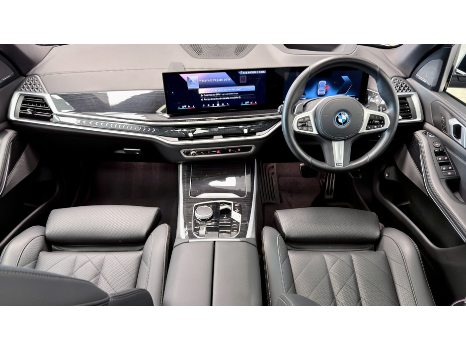 2024 BMW X5 - image 19