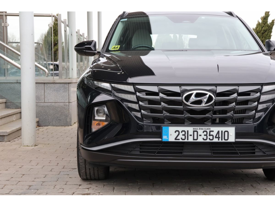 2023 Hyundai Tucson - image 3