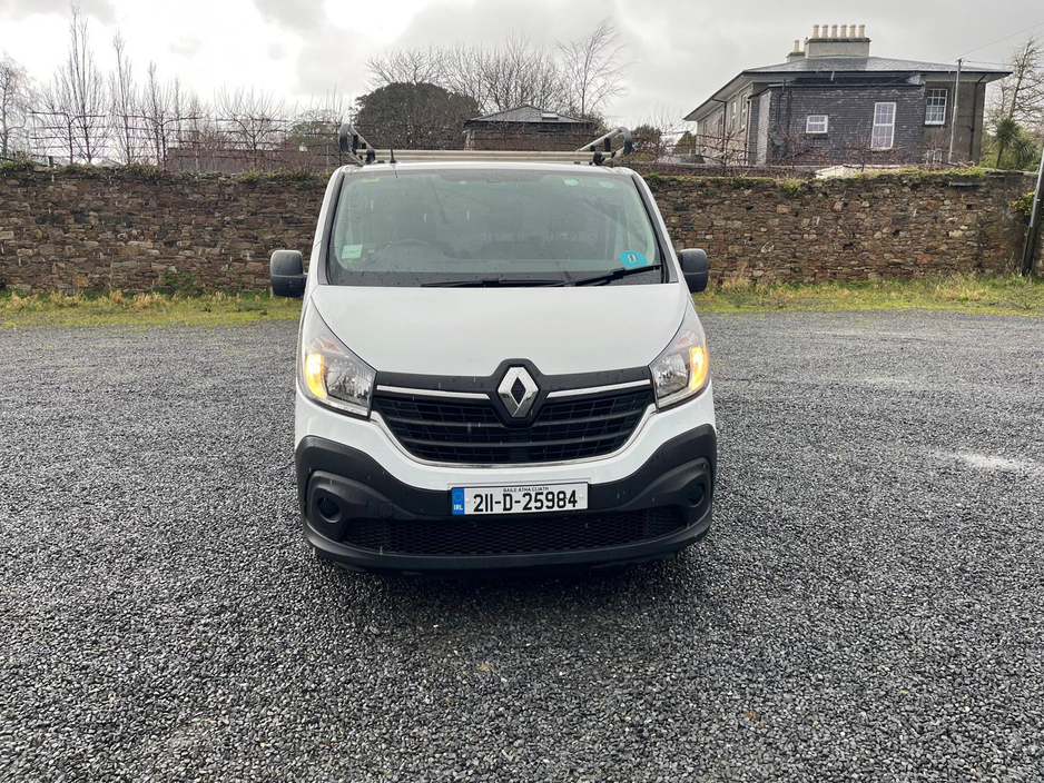 2021 Renault Trafic LWB 120BHP LOW MILEAGE €16,950