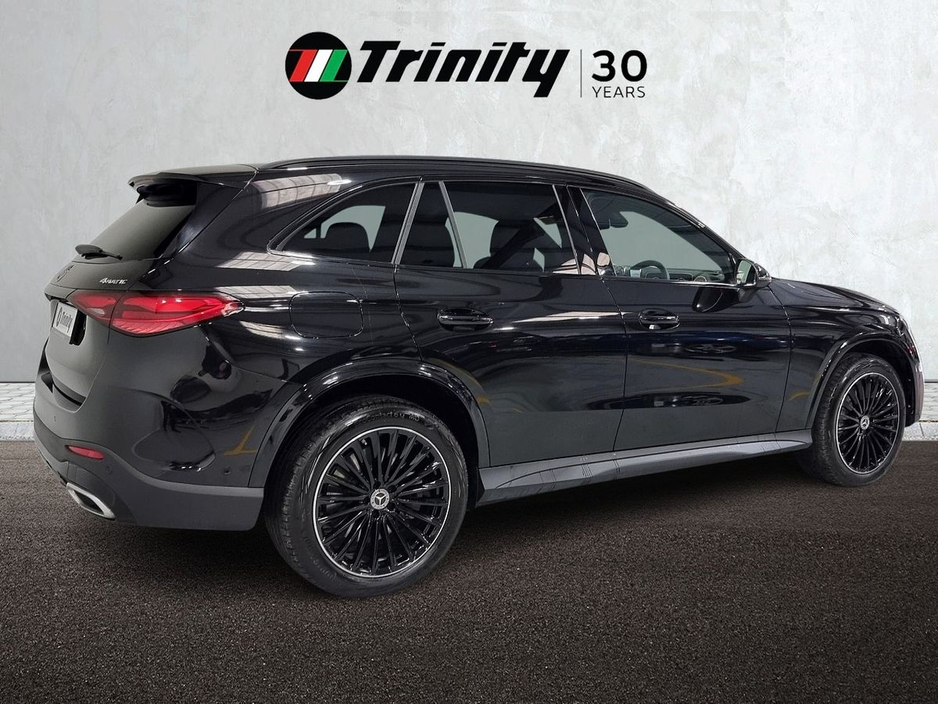 2025 Mercedes-Benz GLC Class - image 3