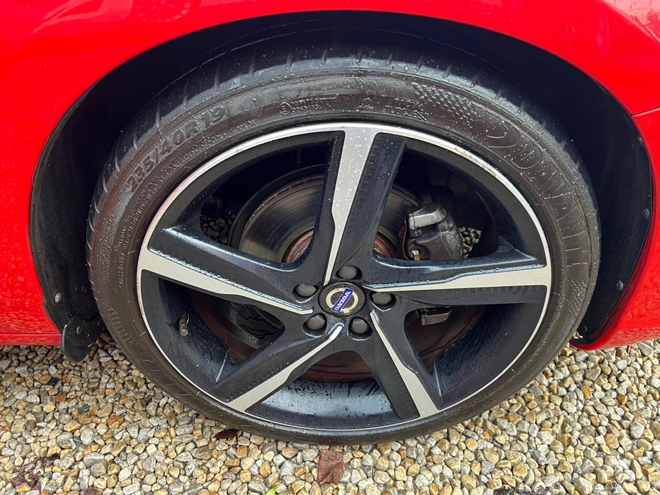 2015 Volvo V60 - image 20