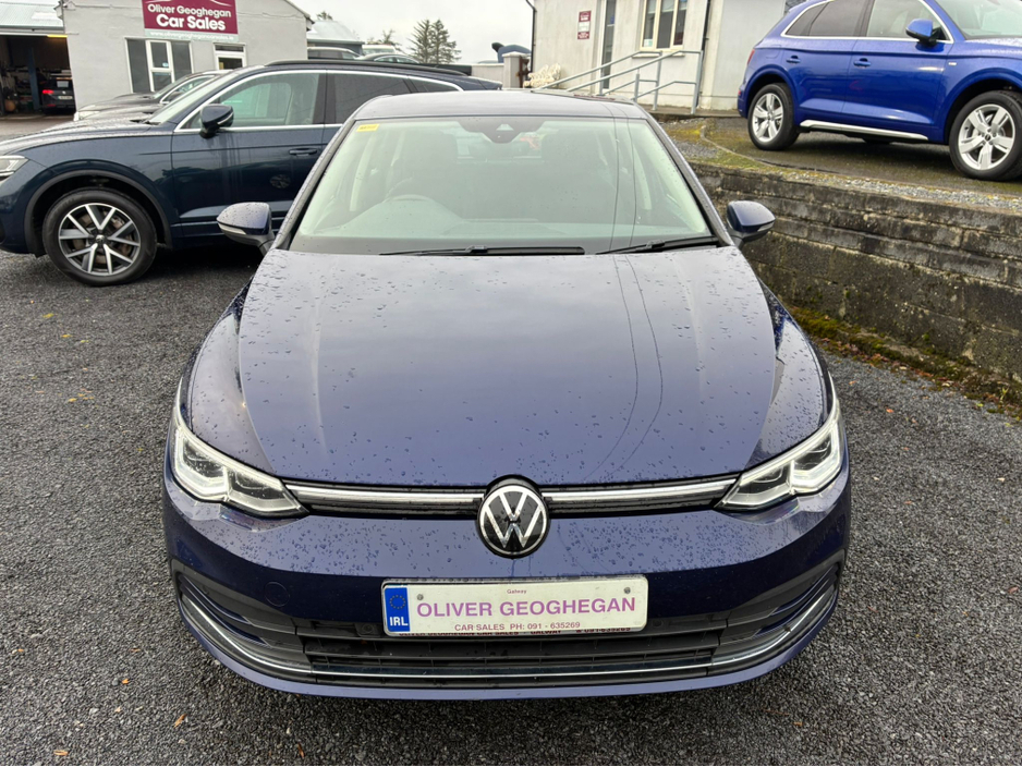 2022 Volkswagen Golf - image 14