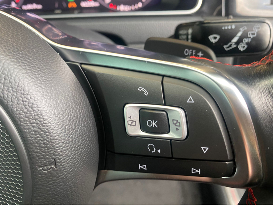 2018 Volkswagen Golf - image 17