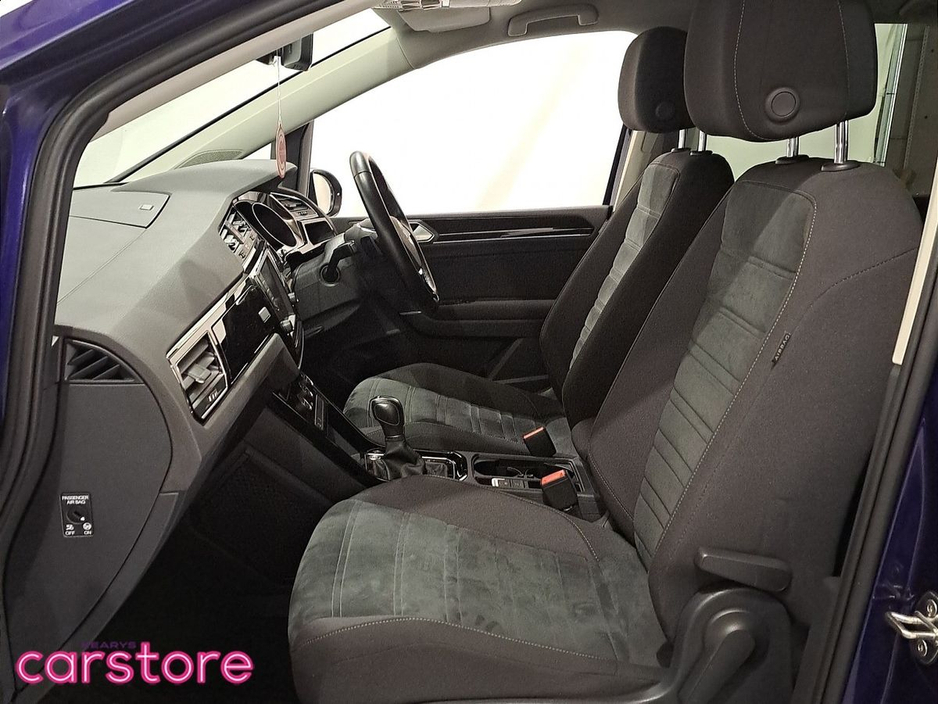 2016 Volkswagen Touran 1.4 TSI €17,880