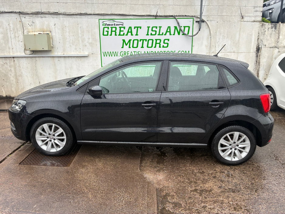 2015 Volkswagen Polo - image 4