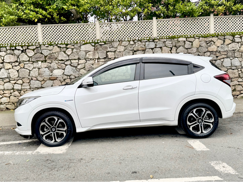 2015 Honda Vezel 1.5l HYBRID!!!AUTO!!ONLY 68K MLS !! €13,900